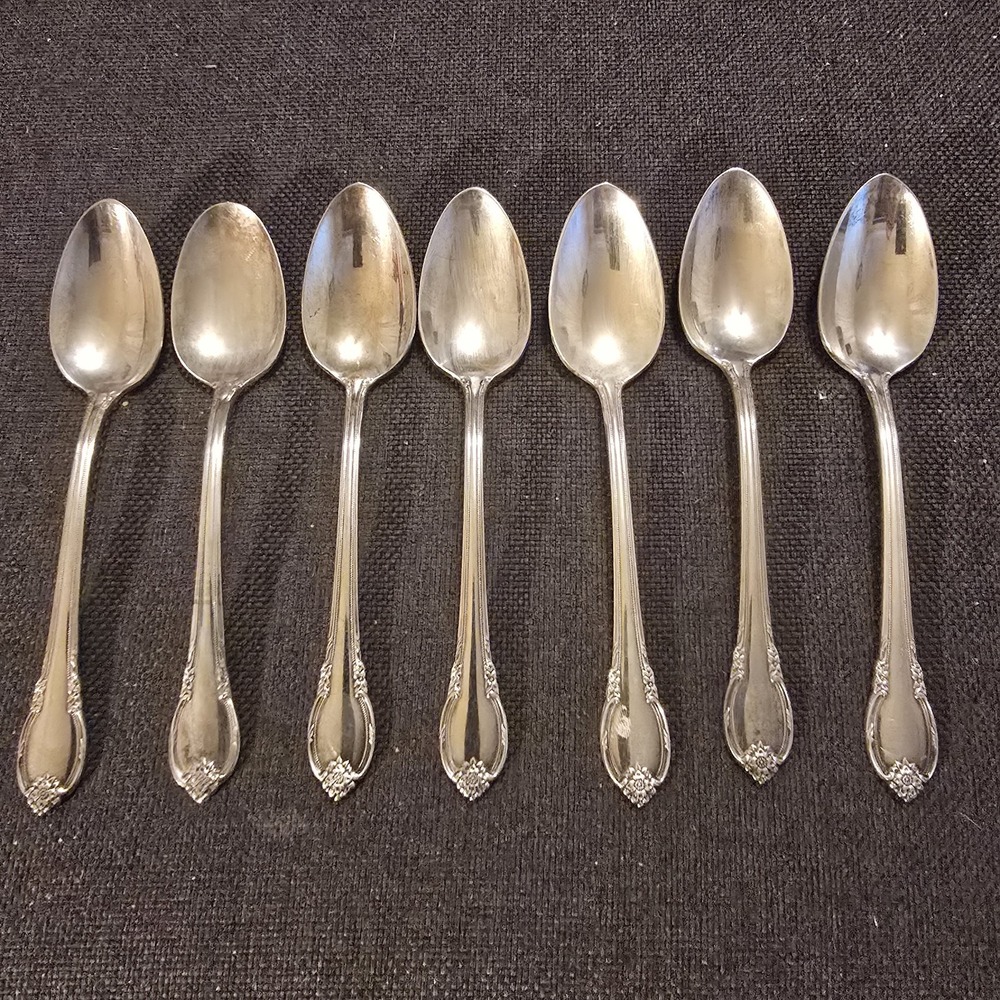 William Rogers Set Of 7 Remembrance Silverplate Tea Spoons 6.25"